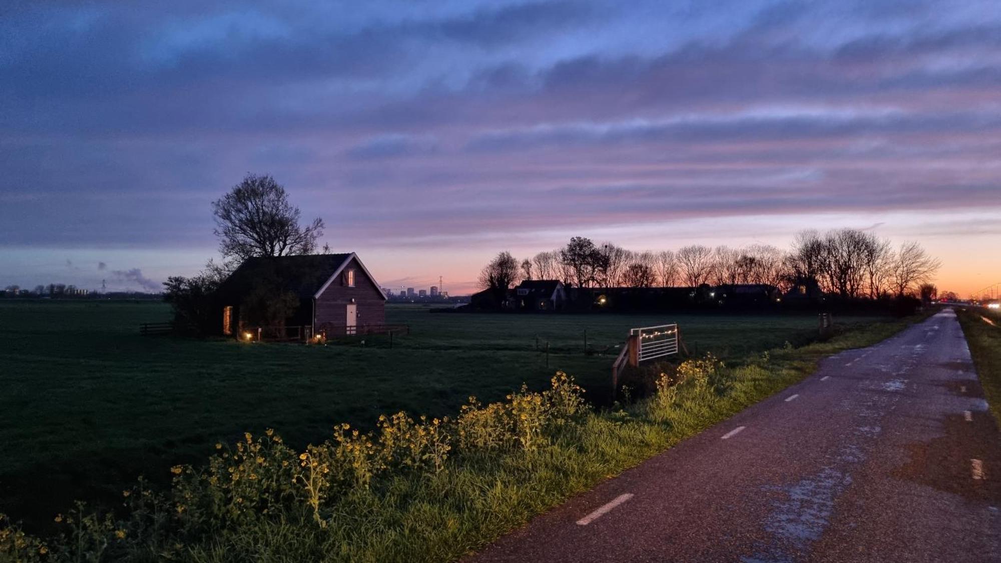 City Farmers Lodge, A Guesthouse With A Skyline View In Rural Amsterdam Extérieur photo